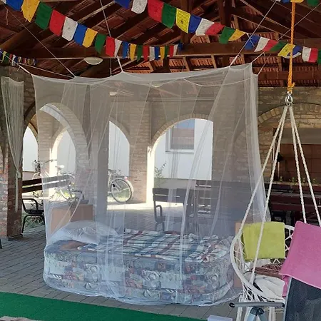 Tudatos Let Szallashelye Bed & Breakfast Morahalom