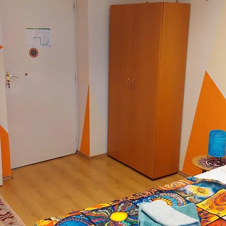 Tudatos Let Szallashelye Bed & Breakfast *